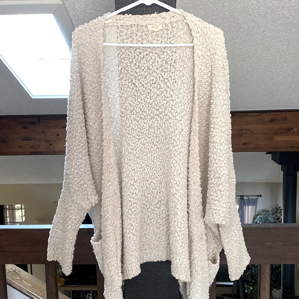 Debut popcorn cardigan